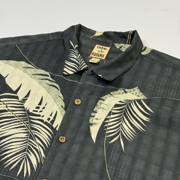 Tommy Bahama Other - Tommy Bahama Shirt Mens XL Black Silk Hawaiian Palm Leaf Aloha Button Front